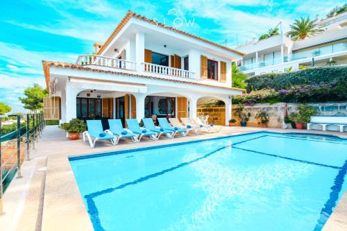 Villa Monsita by Slow Villas