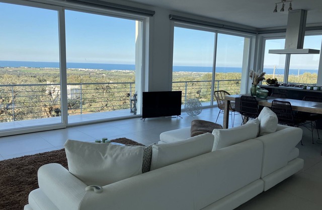 Villa Monti - Stylish, modern vacation home with breathtaking 180° sea views