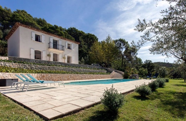 Villa Olea - Four Bedroom Villa, Sleeps 8