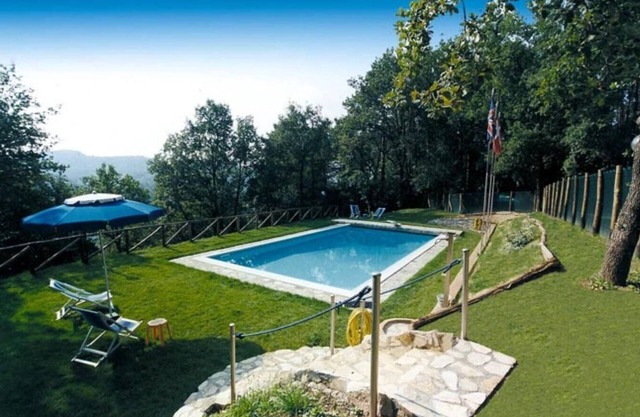 Villa Peonia - Tuscan farmhousse with pool