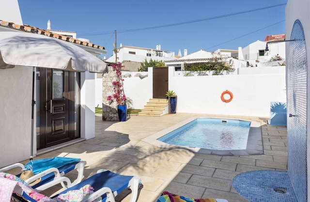 Villa 'Petala' with Private Pool, Wi-Fi and Air Conditioning