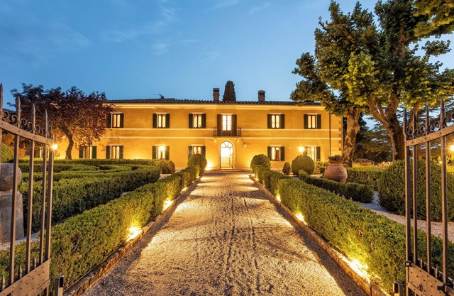 Villa Pianoia – Elegance and Historic Charm for Groups and Special Events