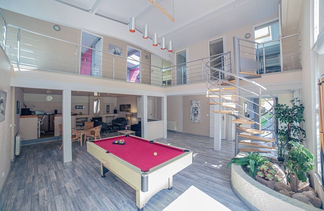 Villa Piscine-Spa-Sauna, 25 persons, 5 mn from the ocean