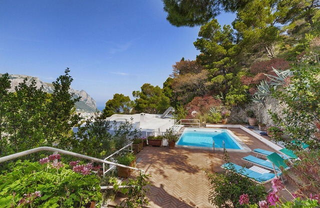 Villa Polifemo with Swimming Pool, Sea View, Terrace and Garden