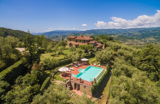 Villa Roncovisi In Monsummano Terme, Tuscany
