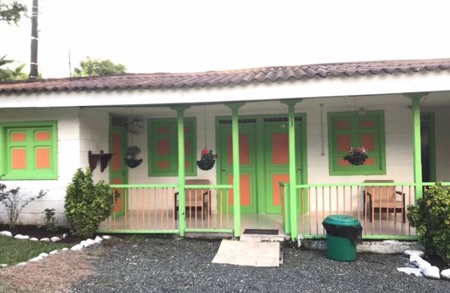 Villa Rosales , cabañas