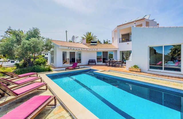 Villa Salema (AK-M4)n