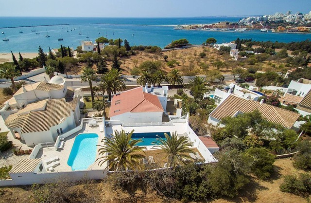 Villa Sara - Five Bedroom Villa, Sleeps 10