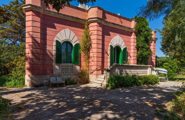 Villa "Sirgole 1897 - Salento" with Private Garden & Wi-Fi