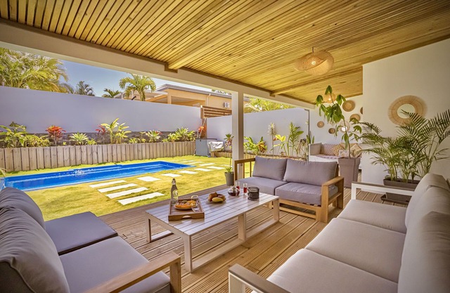 Villa SOA* Un brin de paradis 3 Chambres, 3 SDB, piscine chauffée