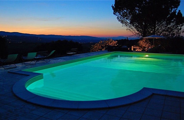 VILLA SOLE VINO, EXC POOL, WALK TO MONTEFALCO+BEVAGNA 3 KMS, PIZZARIA 1KM, WIFI