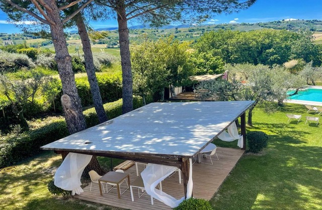 Villa Sole Vino - Fabulous Pool - fantastic area - sleeps up to 15