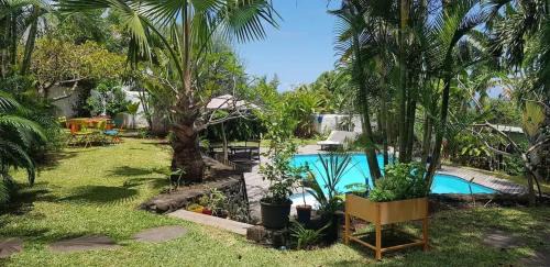 Villa spacieuse avec piscine à Les Avirons