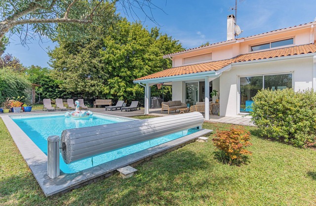 Villa "St Martin" with Private Pool, 2 Private Terraces & Wi-Fi
