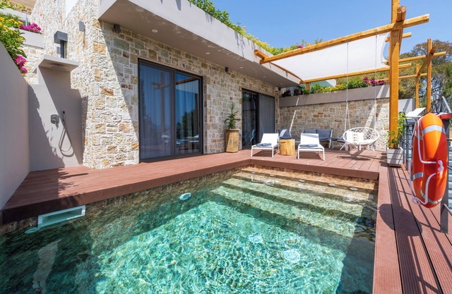 Villa "Suite Diodora" with private pool, terrace & WiFi