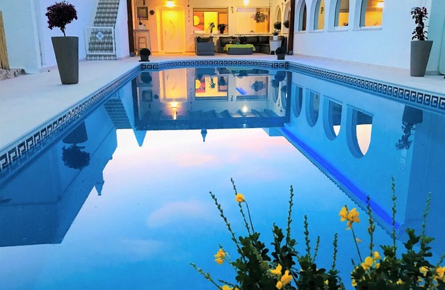 Villa Sunkiss Algarve at 500m from the beach, private pool, 5 bedrooms, 5 bathrooms