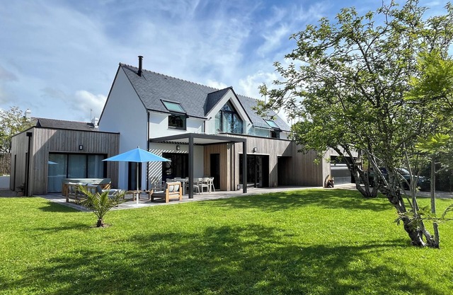 Villa sur la Riviera Bretonne, à 700 Mètres de la Plage de Kerveltrec