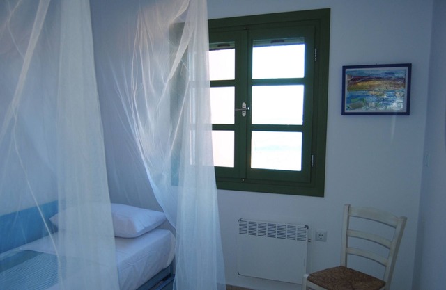 VILLA TATI STUDIOS APT4