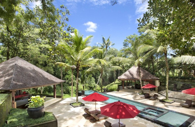 Villa The Sanctuary Bali: 10-bedroom, 2.2-acre private resort in Canggu