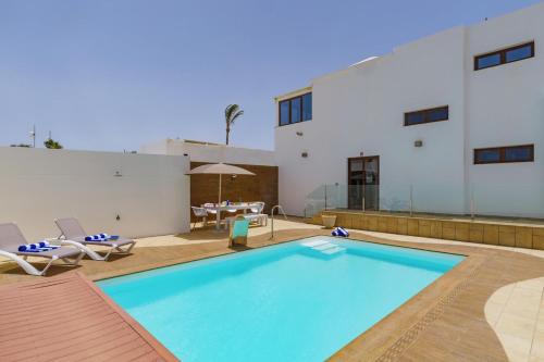 Villa Tisalaya