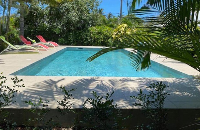 Villa 'Vinlie' avec piscine proche lagon de La Saline