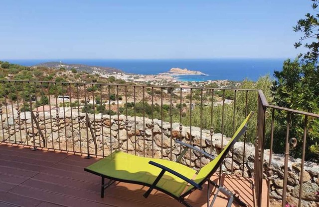 Villa WITH EXCEPTIONAL VIEW ON THE SHORES AND THE PORT OF L'ILE ROUSSE