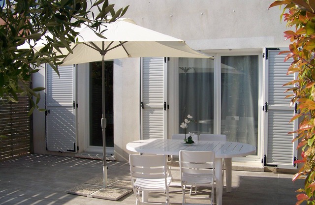 VILLA WITH GARDEN - 90M² - 10 MIN BEACH - VALRAS