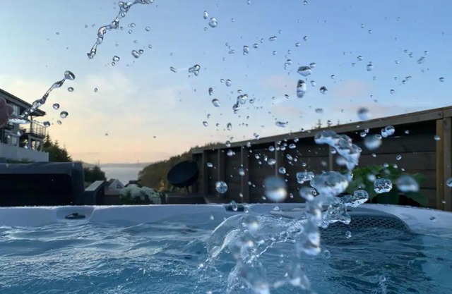 Villa with jacuzzi