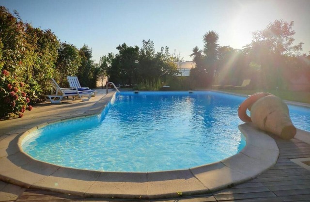Villa with pool 5min from OFIR beach close to shops and restaurants