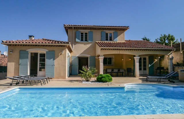 Villa with private pool and garden - Bollène Provence
