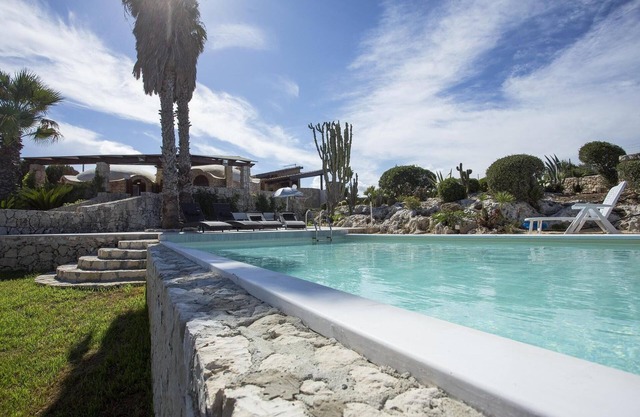 Villa with super panoramic sea pool in Stock full plemmirio