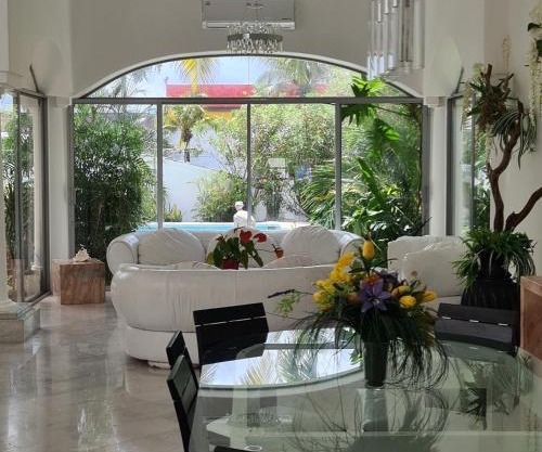 Villa Zafiro