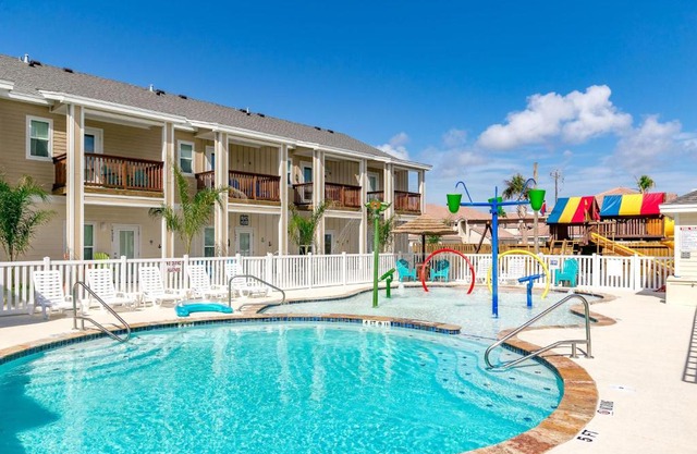 Village by the Beach I919K