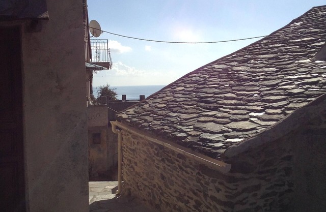 Village house 10 minutes from Bastia