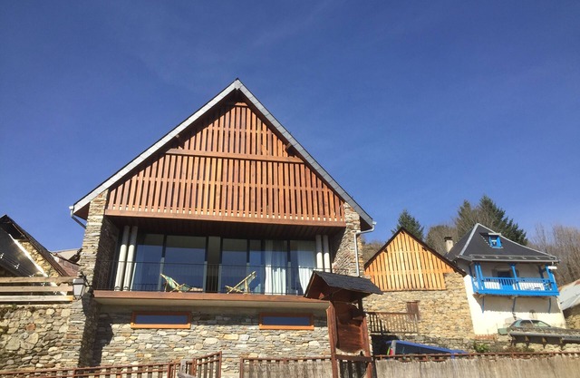 Village house in Cathervielle, between Luchon and Peyragudes. Exceptional view