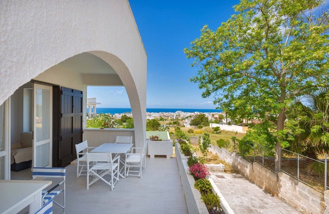 Villetta Antonaci by BarbarHouse