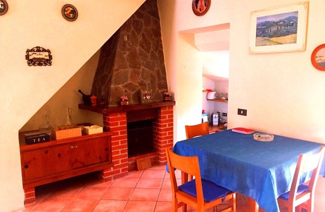 Villetta of 60 mq with splendid garden and sight on the Apuane