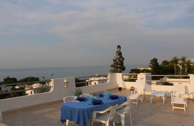 villetta with large terrasse and garden. Nice seaview