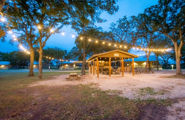 Vineyard Trail Cottages - Adults Only