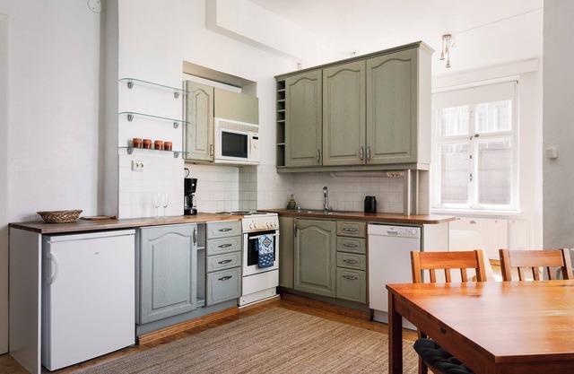 Vintage 1BR Apt in Kamppi