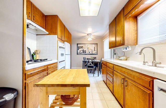 Vintage cottage near Balboa Park with updated interior, private yard, & W/D