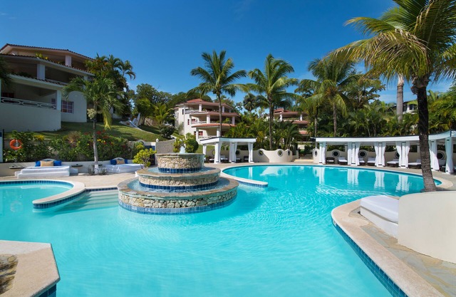 VIP 2BR Residence Suite @ Lifestyle Holidays, Mandatory All-Inclusive Fee Extra