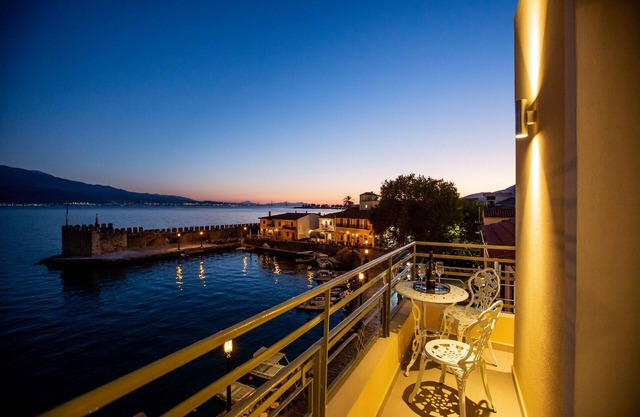 Vip Lepanto Port Suites