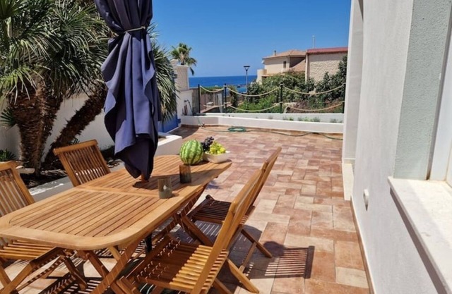 Vista Mare, a Piedi in Spiaggia, Apt. "scirocco"