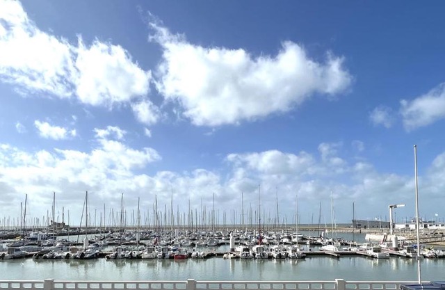 Vivez le Port de plaisance - Plage