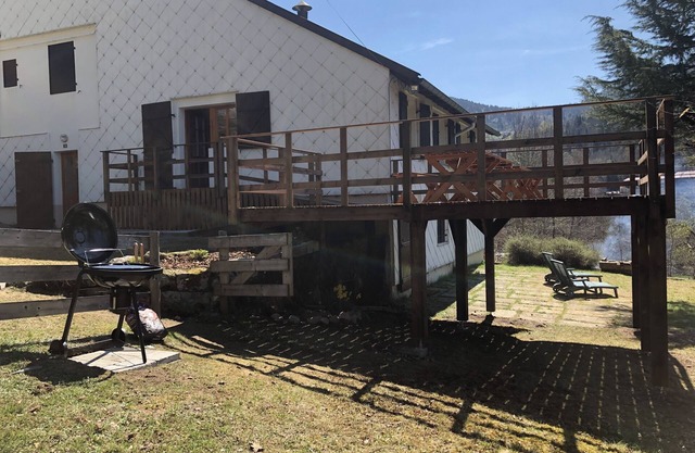 Vosgienne farmhouse, 5 bedroom terrace, petanque area, motorcycle garage