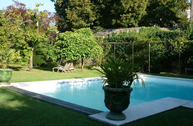 Votre Espace Privatif Dans une Vaste Propriété Avec Piscine-centre Ville Cahors