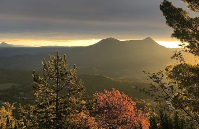 Vous Serez Seuls Dans une Villa , 100 m2 en RDC Avec Piscine, Terrasses, Jardin