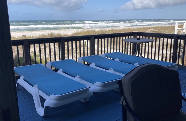 VRBO’s rated PCBs top 5 Beach House! Big Deck,Memory Maker. Ck Reviews