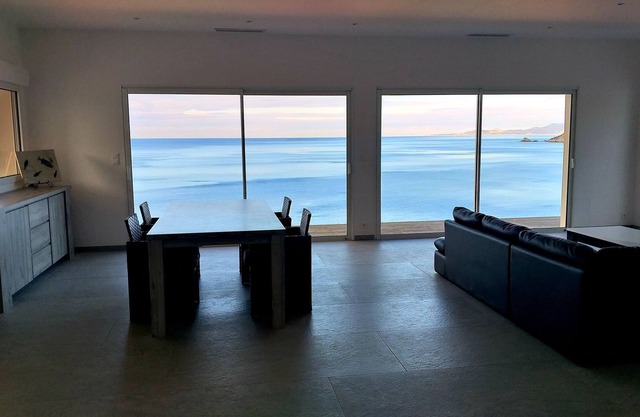 Vue mer Exceptionnelle, Piscine, Jacuzzi, Proche D'ajaccio